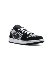 Кроссовки Air Jordan 1 Low Jordan Kids, черный