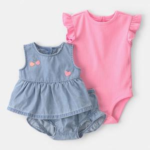 Комплект для девочки из 3 предметов: топ, боди и шорты cherry chambray Carter'S
