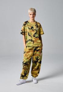 Футболка с принтом FOLLOW THE DOLLAR Grimey, зеленый