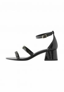 Сандалии REGULAR FIT Next, черный