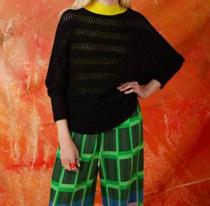 Топ Ryu Sheshe в черном цвете KERISMA