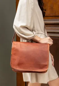 Сумка через плечо taylor 11" cam Gusti Leder, Braun