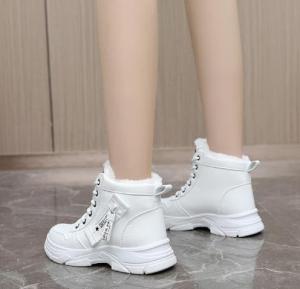 Женские зимние ботинки водонепроницаемые с меховой подкладкой, теплые походные легкие уличные ботинки с противоскользящей подошвой, ботинки для снега до щиколотки для трекинга и прогулок Generic, White 6