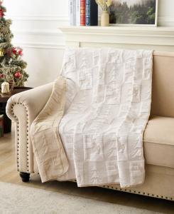 Двусторонний жаккардовый плед Reindeer Games для праздничного сезона, 50 x 60 дюймов Greenland Home Fashions, White