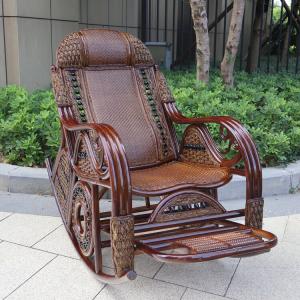 Плетеное кресло-качалка из натурального ротанга с выдвижной подножкой (Премиум)