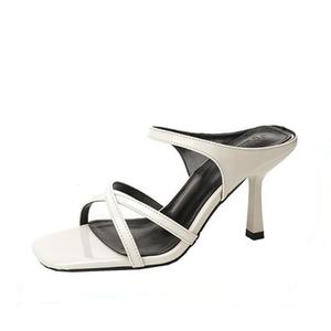 TATAYA Женские противоскользящие резиновые шлепанцы устойчивые к истиранию экрю, цвет Ecru