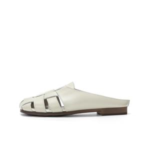 Женские тапочки с закрытым носком Q.VONTON, экрю