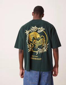 Футболка свободного кроя ASOS DESIGN с сувенирной графикой темно-зеленого цвета