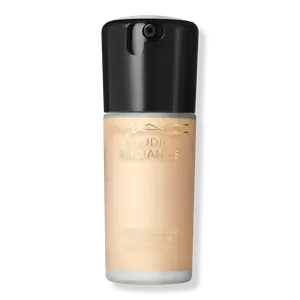 Тональная основа Studio Radiance Serum Powered Foundation MAC, NC17 (light beige with neutral undertone with light skin)