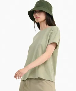 Футболка с короткими рукавами из хлопка и льна, с одноточечной вышивкой в тон ткани.