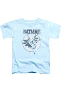 Детская футболка с коротким рукавом "Бэтмен, размахивающий летучей мышью" Gildan, светло-голубой