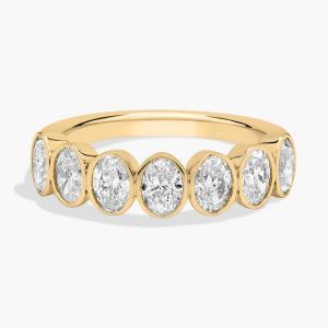 Кольцо на годовщину с 7 бриллиантами в овальной оправе из 14-каратного желтого золота (1 3/4 карата, Tw, Tw) Blue Nile