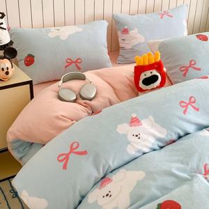 Disney Комплект постельного белья 1,5 м, 4 предмета, для одеяла 200x230 см, G-Strawberry Puppy, терморегуляция, комфорт, дышащий