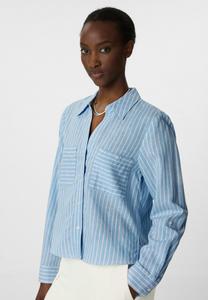 Блузка на пуговицах comma, светло-голубой