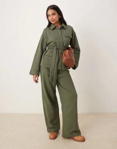 Спортивные брюки ASOS DESIGN классического кроя с пуговицами цвета хаки