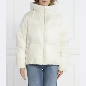 Пуховик стандартного кроя Tommy Hilfiger, белый