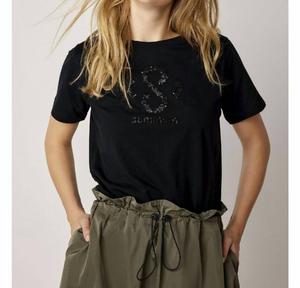 Футболка с пайетками черного цвета summum