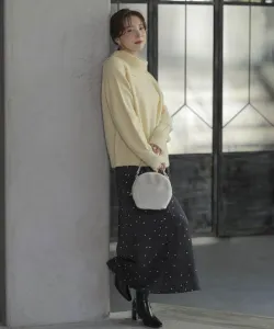 Узкая юбка из атласа разных цветов Noela, цвет Black