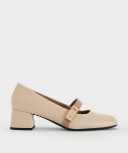 Туфли-лодочки Lando с металлической пряжкой Charles & Keith, цвет Chalk