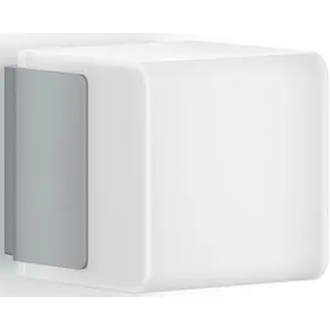 Светодиодный уличный настенный светильник L 835 с LED-панелью теплого белого света Steinel, серебристый