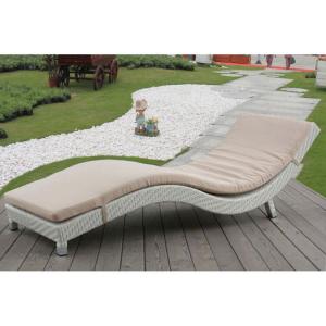 Fantasy Складное кресло из ротанга для улицы, белый с цветочным узором, без матраца