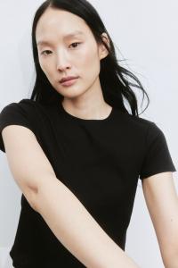 Рубчатая футболка H&M, черный