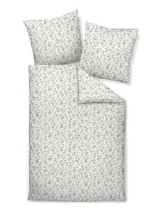 Janine Премиальное фланелевое постельное белье Davos - цветочный узор ягодного зеленого цвета в многоцветной гамме