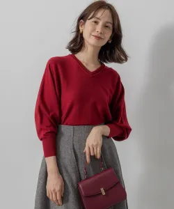 Новый стильный вязаный пуловер с V-образным вырезом Suite L, цвет Red [010]