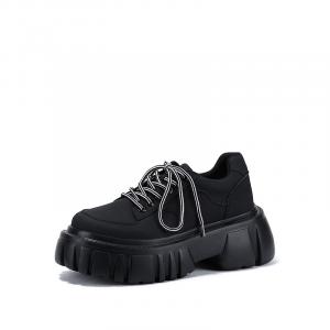 Кроссовки женские Lifestyle с низким верхом, черного цвета Selaiya