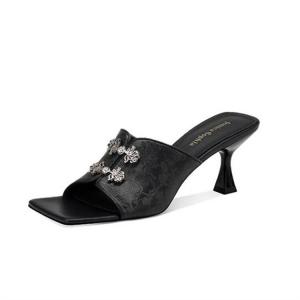 Шлепанцы женские Jessica Sophia, черный