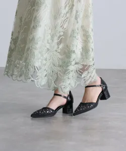 Туфли-лодочки на массивном каблуке с цветочным принтом и перфорацией Pourvous, цвет Black