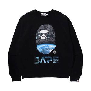 BAPE Свободный крой с круглым вырезом в виде головы обезьяны в космическом камуфляже, черный цвет