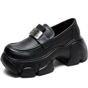 ZUOSAISI Женские лоферы бежево-черные, цвет Black