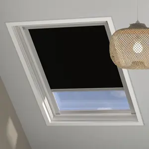 Мансардная штора мой дом "Sky-Rollo", затемняющая, энергосберегающая, с сверлением, в направляющих, мансардная штора с кассетой и боковыми профилями My Home, цвет schwarz + aluminium