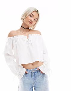 Топ Bershka Crinkle Bardot цвета экрю