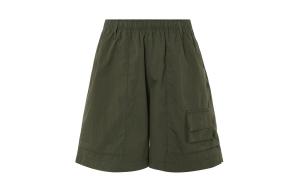 Повседневные шорты мужские армейский зеленый Nike, зеленый