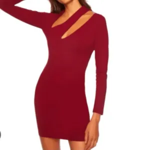 Платье цвета бордо Susana Monaco