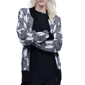 Трикотаж KARL LAGERFELD для женщин KARL LAGERFELD/Karl Lagerfeld Jeans, черный/белый