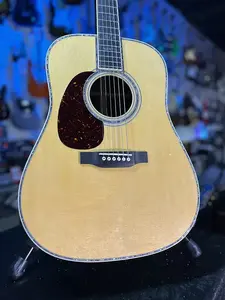 Акустическая гитара Martin D-45 для левшей, стандартная серия, переосмысленная, с футляром OHS Martin, настройка Plek! 247