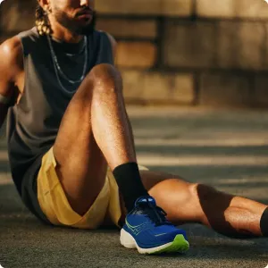 Мужские кроссовки Saucony Hurricane 25, черно-белый