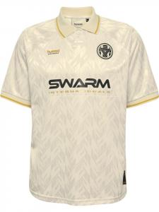 Футболка Loose Bay Soccer Jersey S/S бежевого цвета Hummel