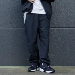 Спортивные штаны: перезапуск в стиле 90-х