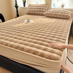 Antarctic Простыня на резинке 200х220 см, молочный вельвет, флисовая подкладка, утепленная