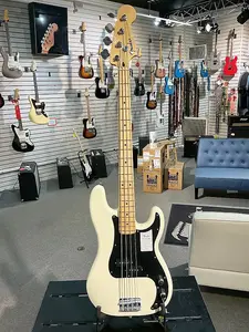 Fender 0266621505 Стандартный Precision Bass, гриф из клена, черная накладка, олимпийский белый