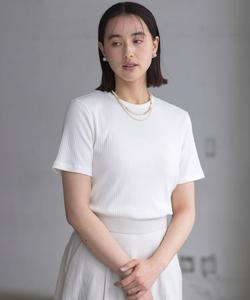 Базовая футболка в рубчик Suite L, цвет Ivory [002]