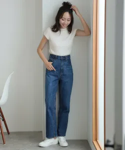 Небольшой, с высоким воротником и французскими рукавами, красивый, сшитый из трикотажа, женский топ с коротким рукавом Pourvous, цвет Off White