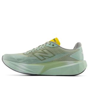 Кроссовки New Balance FuelCell Rebel v5 'Garter Snake Mosaic Green Lemon'