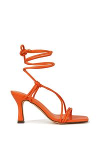 Сандалии Callie на среднем высоком каблуке с квадратным носком и шнуровкой XY London, оранжевый
