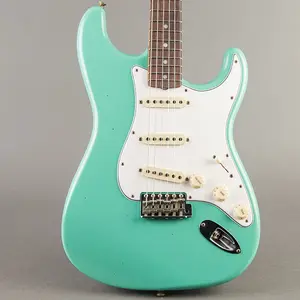 Fender Limited Series '64 Stratocaster Journeyman Relic 2025, состаренный цвет морской пены