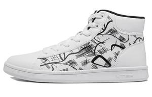 Кроссовки для скейтбординга женские высокие белые/черные Xtep